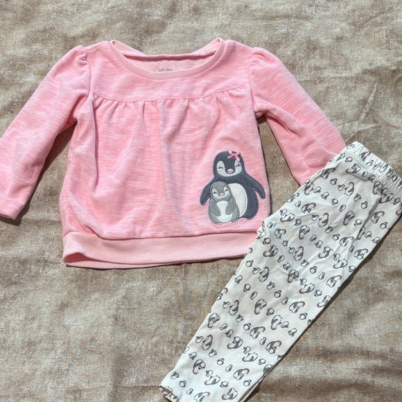 Carter's Other - Carter's Pink and Gray Penguin Kids Matching Set